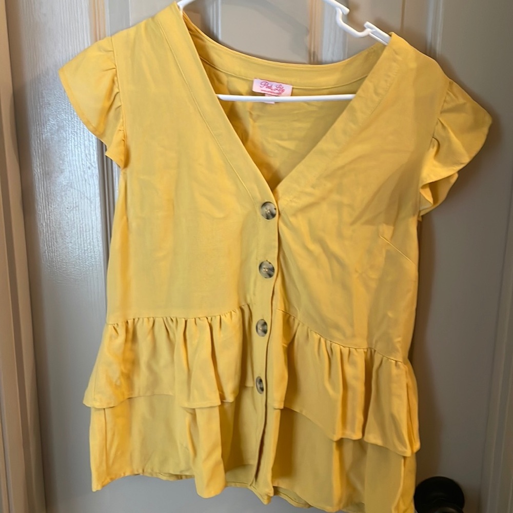 Top ruffle canary yellow